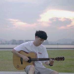 老头脱精光自慰TV
